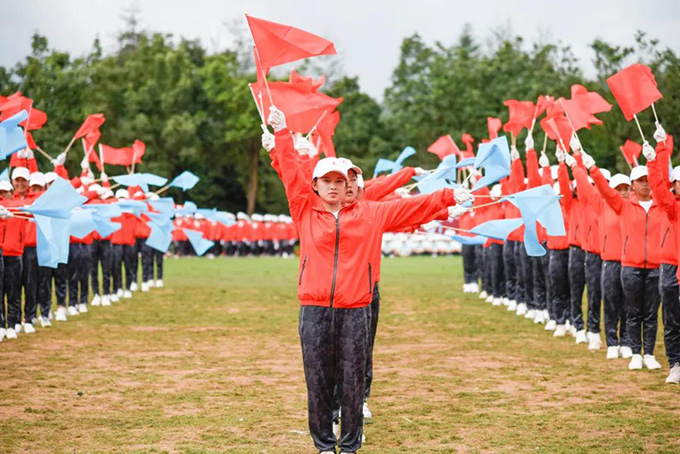 本科新生军训结束！萌新们，向着大学生活出发吧！ 第 21 张