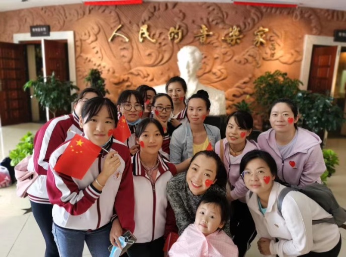 12教育学院4.jpg 2020年7月17日 中共云南经济管理学院教育学院小学教育系第二党支部2020年7月“缅怀革命先烈,牢记初心使命”主题党日活动 第 2 张