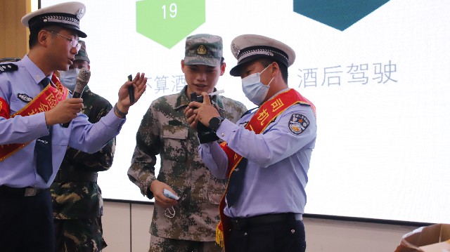图片8.jpg