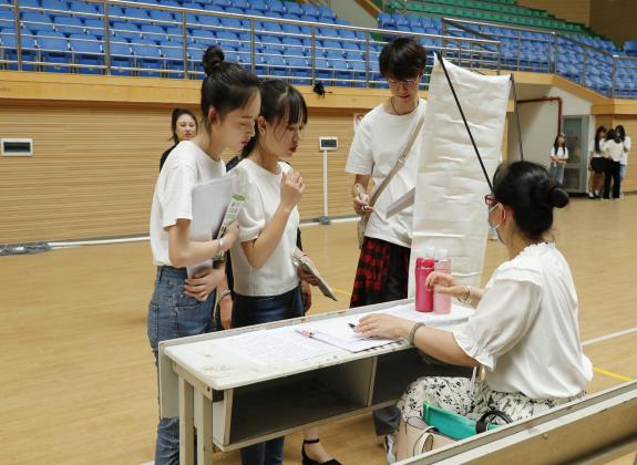 精准推送促就业，千方百计扩就业——云南经济管理学院教育学院2022届师范类毕业生就业双选会 2880份简历已投递 第 4 张