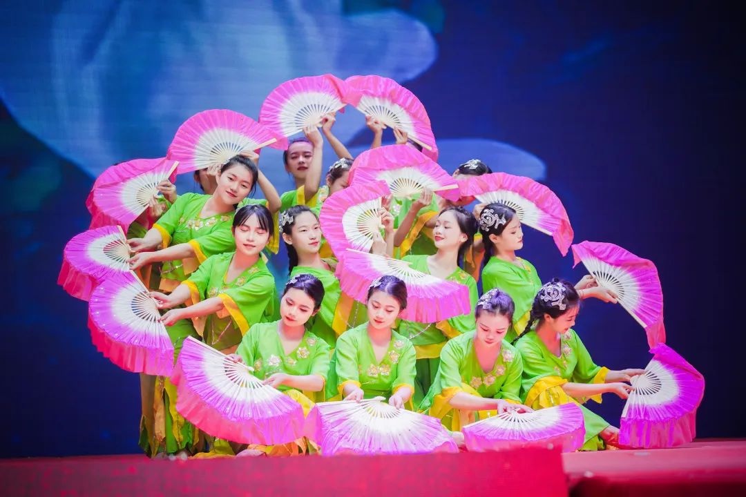 躬耕教坛，强国有我 | 云南经济管理学院隆重举行庆祝第39个教师节暨表彰大会 第 31 张