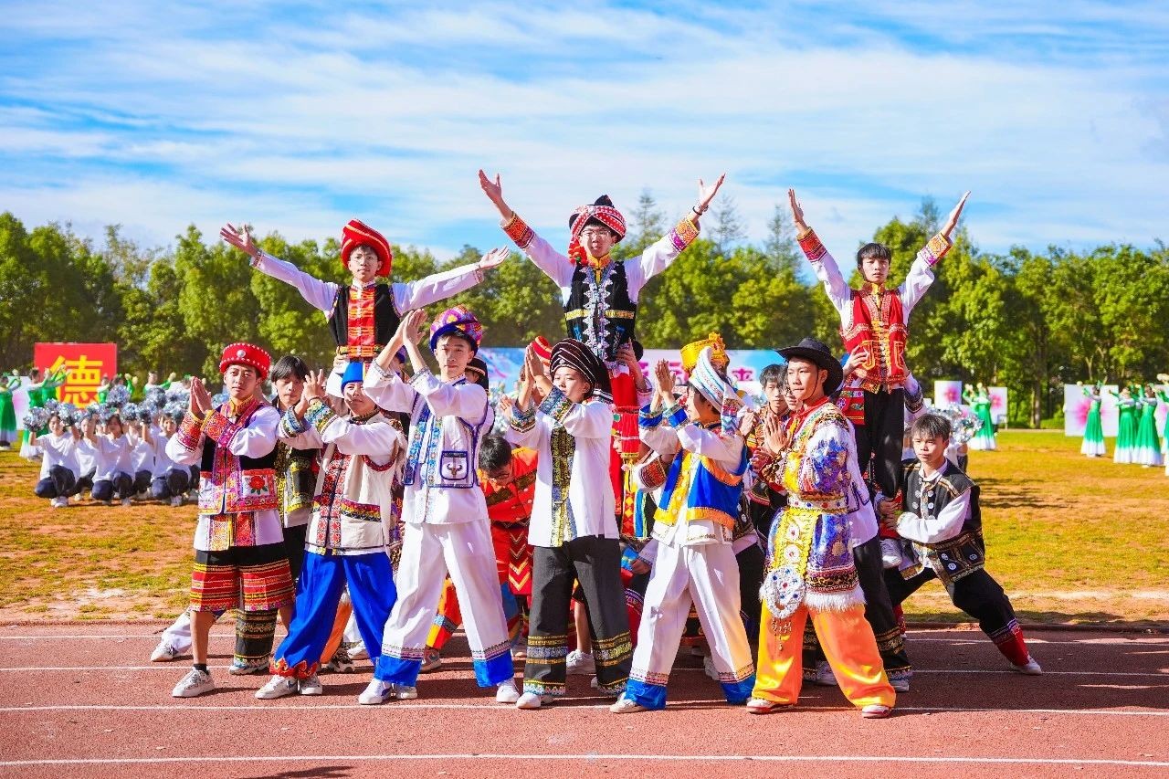 燃҉҉҈燃҉҉҈燃҉҉҈！云经管第二十六届冬季田径运动会开幕 第 35 张