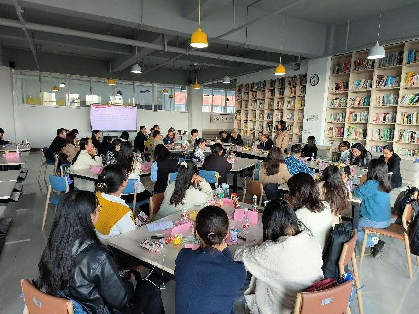 凝“新”聚力  共话发展 | 云南经济管理学院召开2023年新教师座谈会 第 6 张