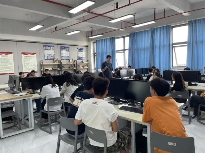 【创美艺传】触动心灵,绽放未来 ——2023级环境设计与建筑室内专业新生启航 第 5 张 【创美艺传】触动心灵,绽放未来 ——2023级环境设计与建筑室内专业新生启航 第 5 张