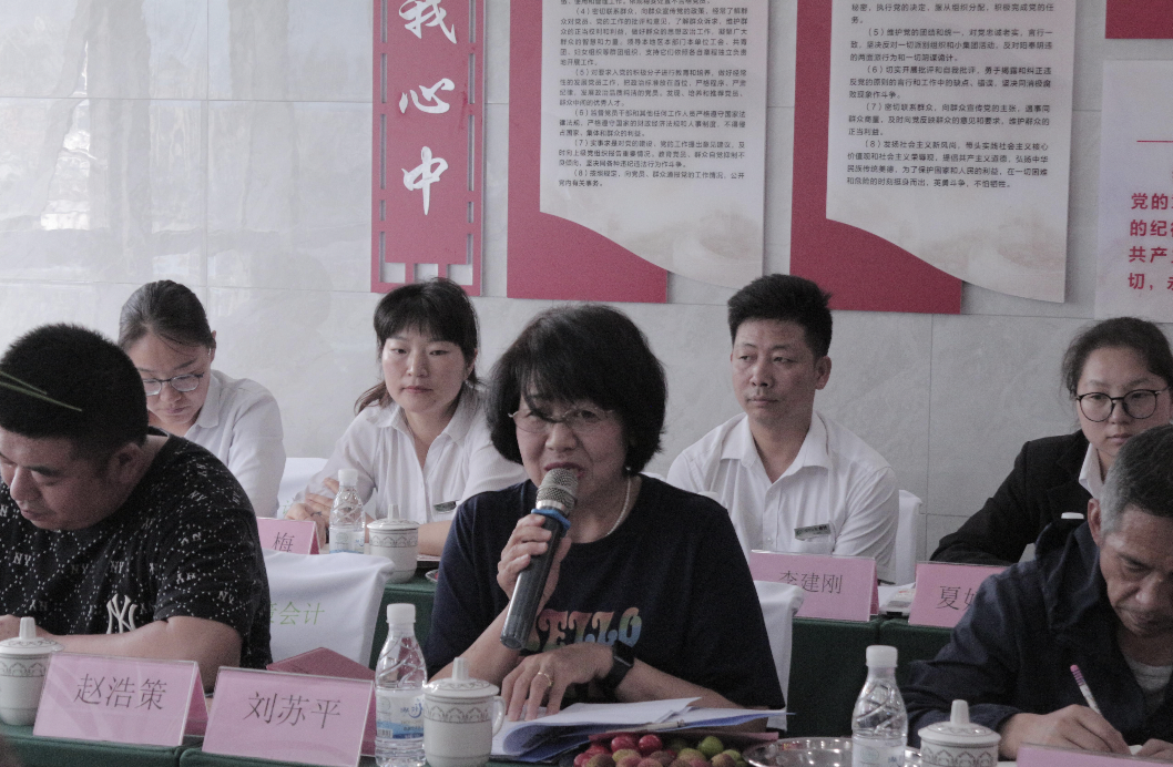 1/3的员工都是经管毕业生，安宁文策会计服务公司就业基地挂牌仪式 第 5 张