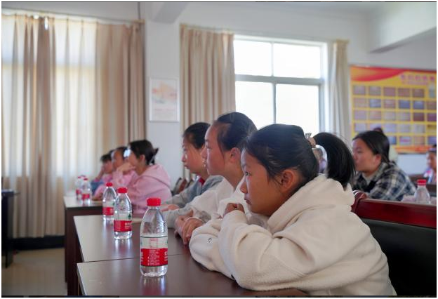 屏幕截图 2024-03-25 225449.png