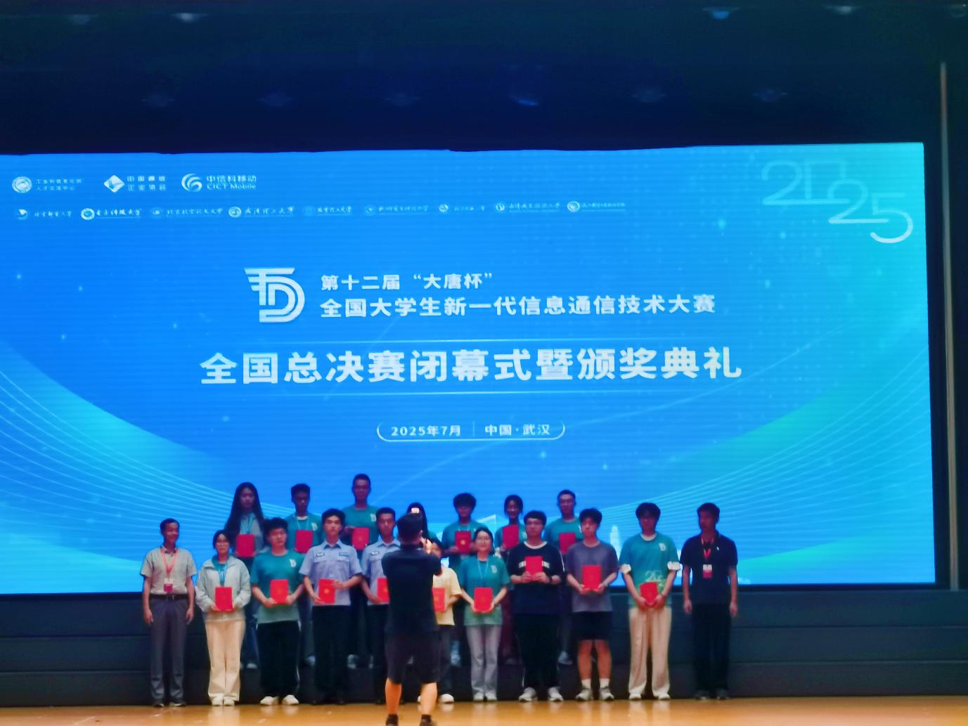 图片3.jpg 图片3.jpg