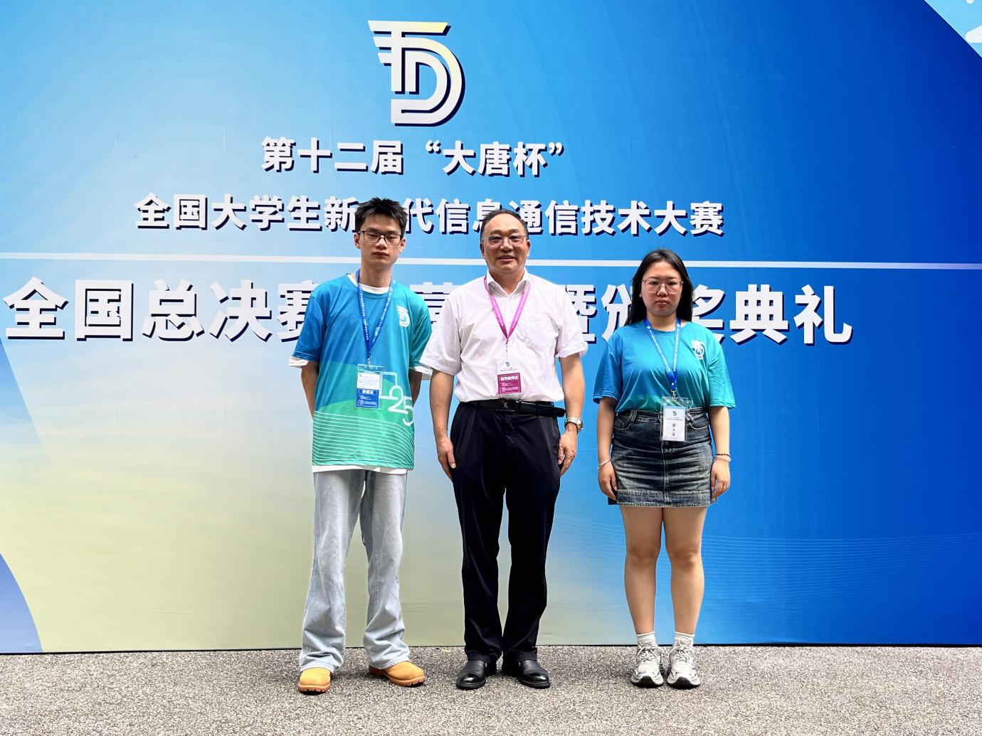 图片4.jpg 图片4.jpg