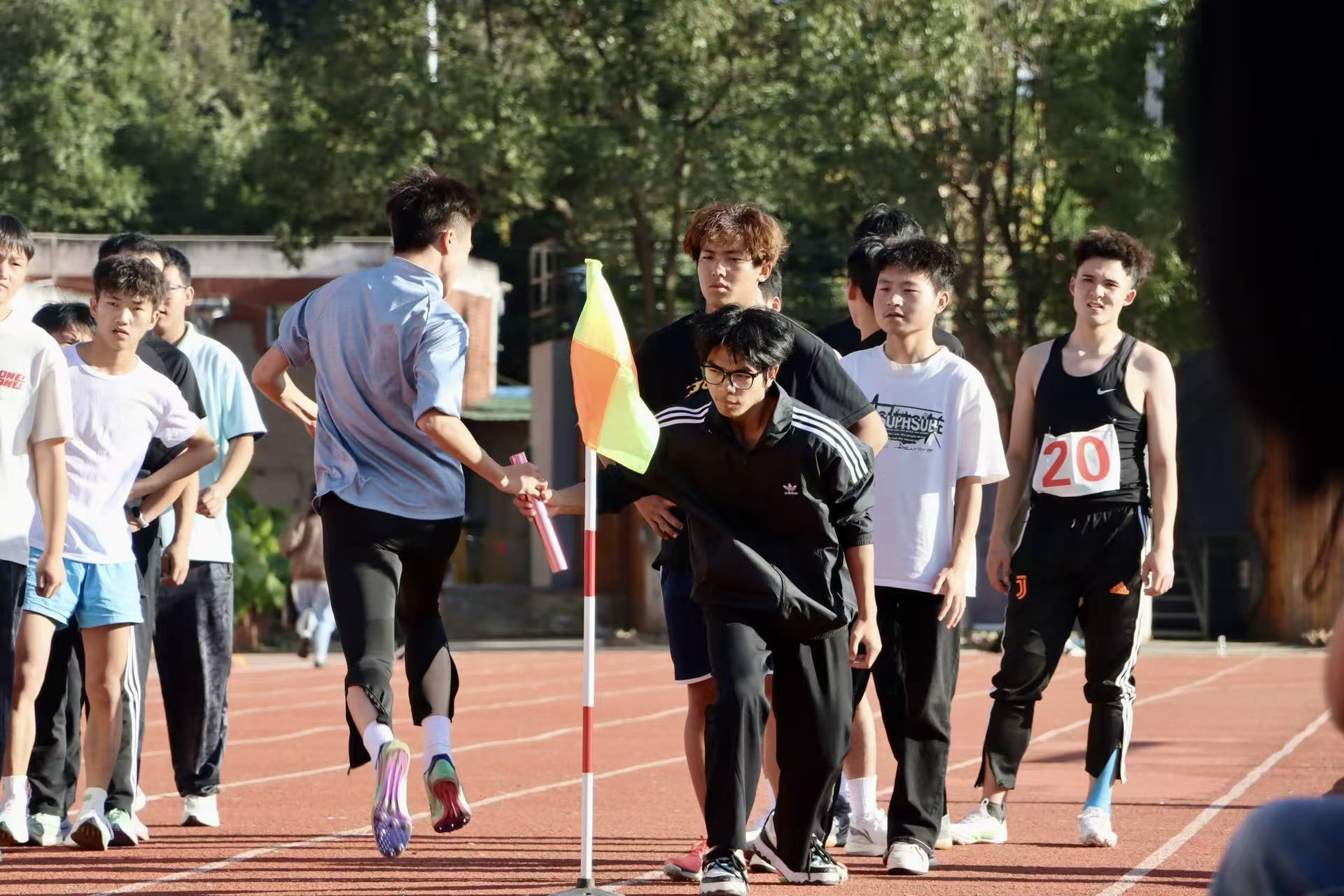 赛场逐光燃激情 医者同心向未来 第 6 张 赛场逐光燃激情 医者同心向未来 第 6 张