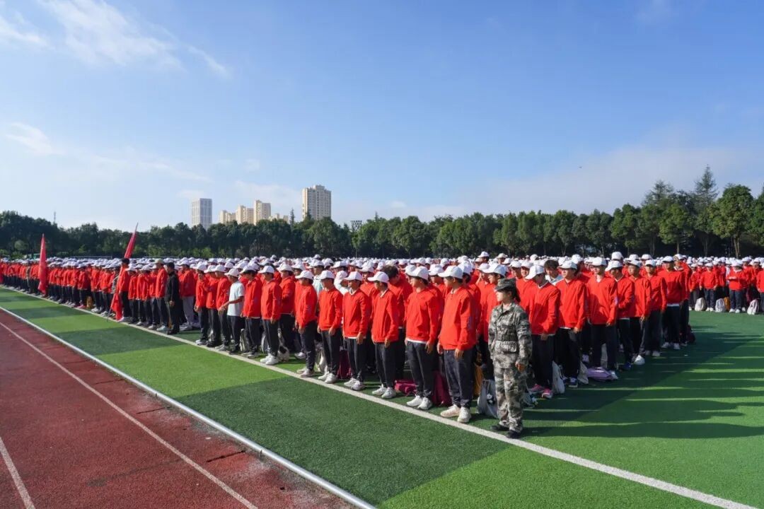 云南经济管理学院举行2026级新生开学典礼 第 14 张 云南经济管理学院举行2026级新生开学典礼 第 14 张