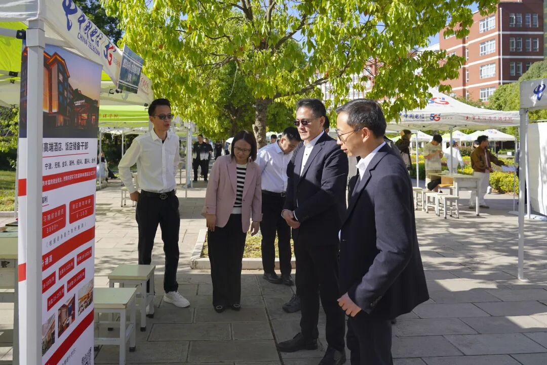 云经管举行“相敬如‘滨’ 海纳英才”2026届毕业生专场招聘会 第 8 张