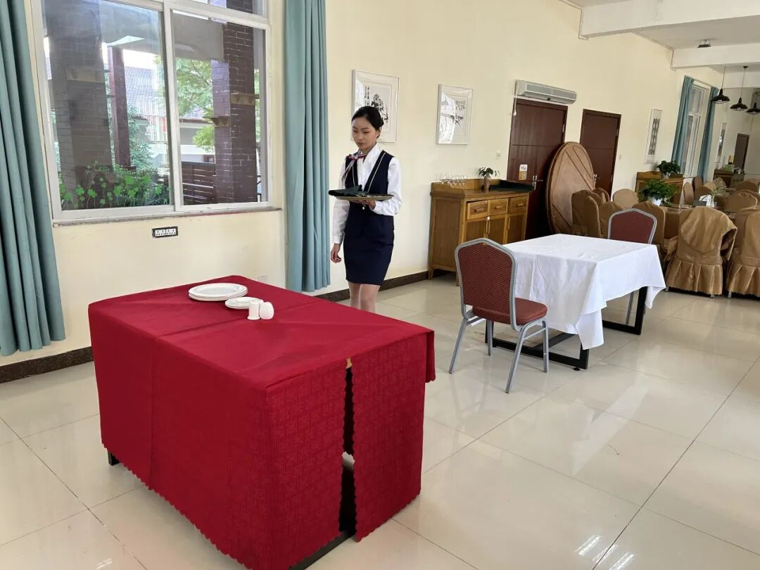 全国两会，云经管学子在现场！ 第 12 张